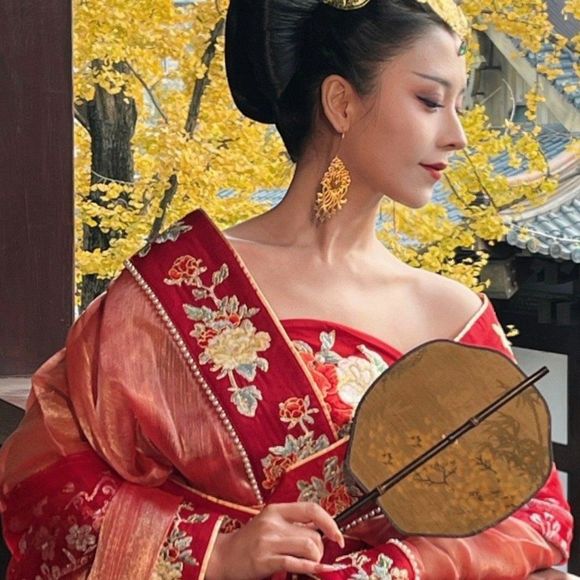 Majesty Gown Set | Top Coat Skirt Petticoat Ribbons Wrapper - Picture 3 of 12